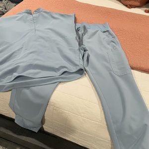 Figs. X Small Rafaela top, small straight leg bottoms